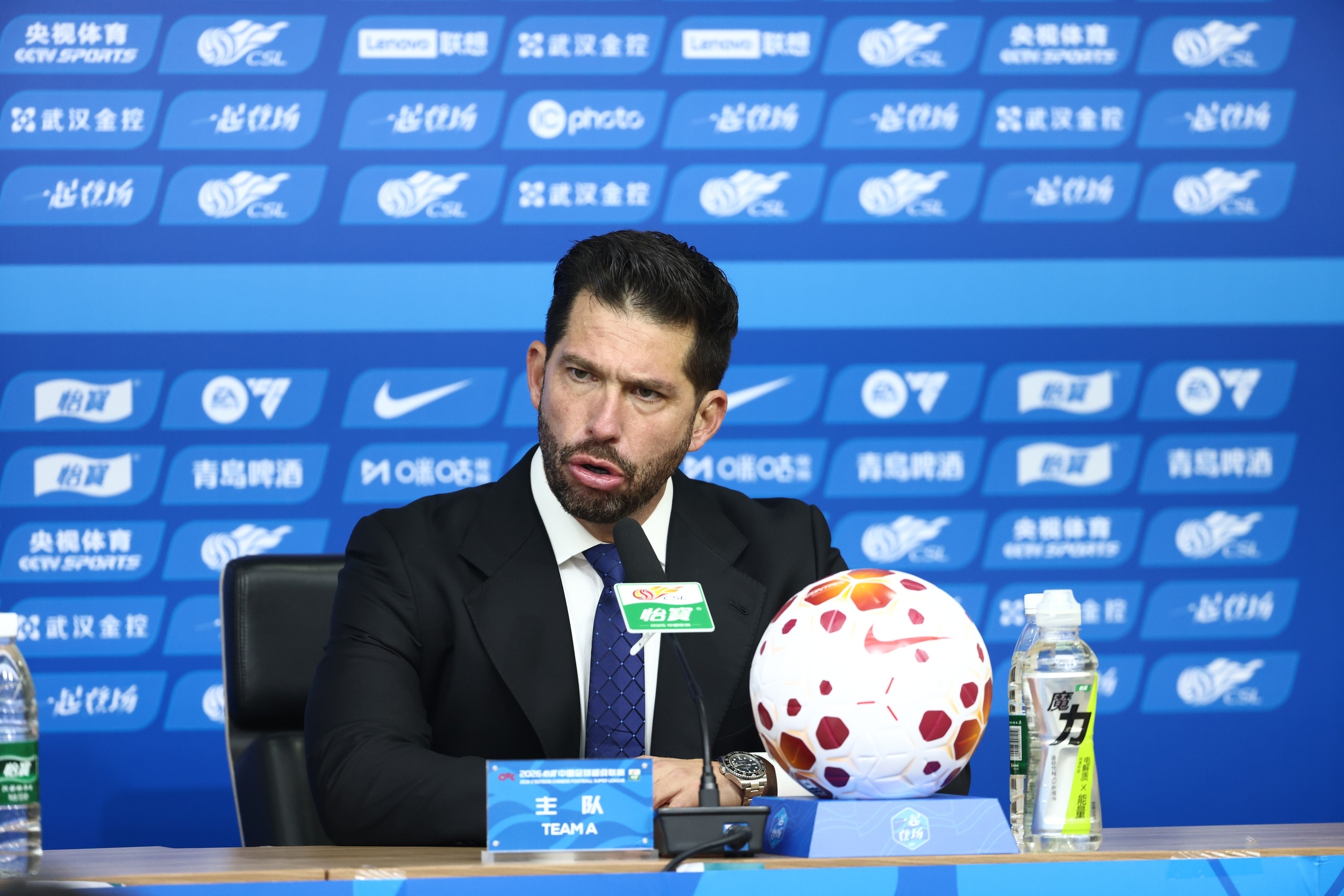 华体会官方入口-莫拉赛后：球员展现出顽强的斗志，会抓住间歇期机会提高和加强